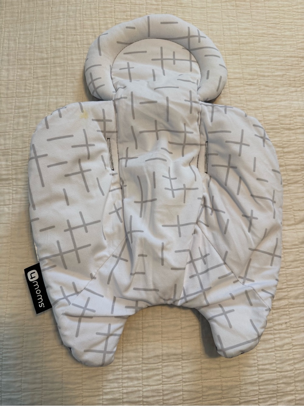4moms Reversible Newborn Insert - Grey Plush Grid Pattern